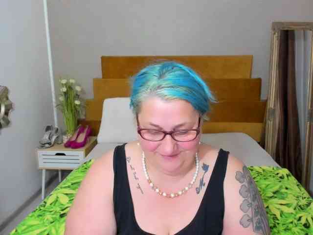 SweetBoobsM