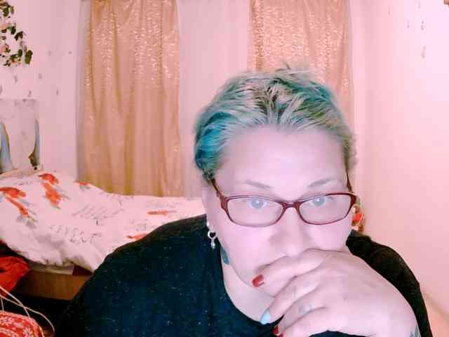 SweetBoobsM webcam