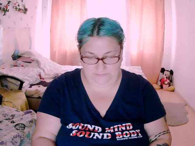 SweetBoobsM webcam