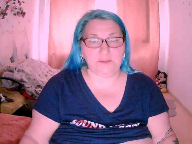SweetBoobsM webcam
