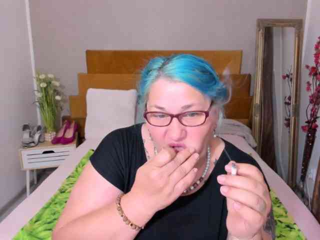 SweetBoobsM webcam