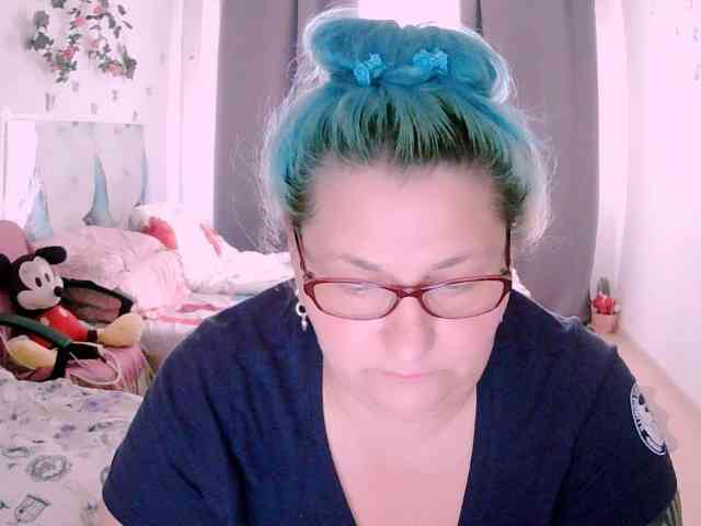 SweetBoobsM webcam
