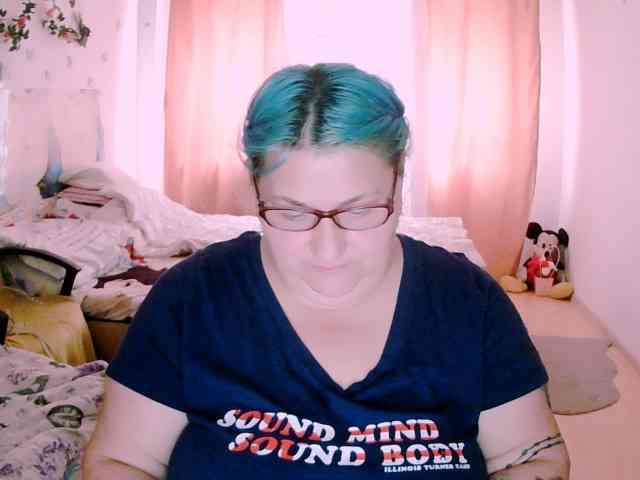 SweetBoobsM webcam