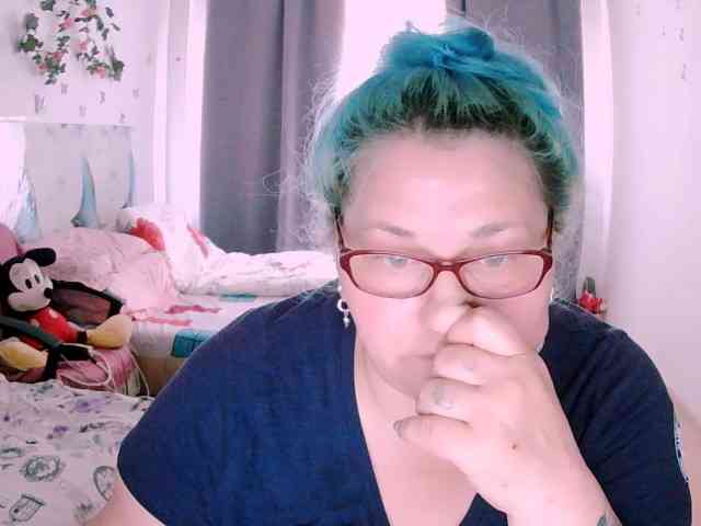 SweetBoobsM webcam