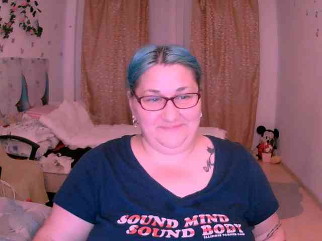 SweetBoobsM webcam