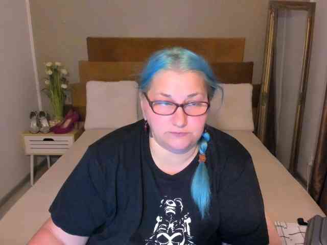 SweetBoobsM webcam