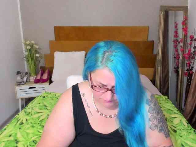 SweetBoobsM