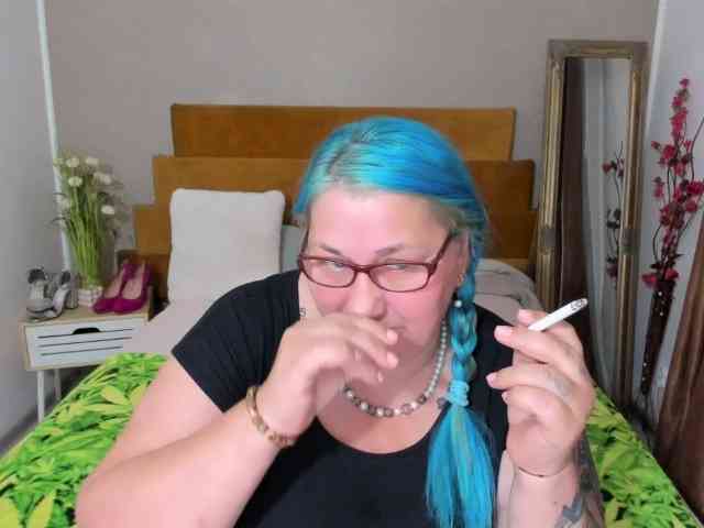 SweetBoobsM webcam