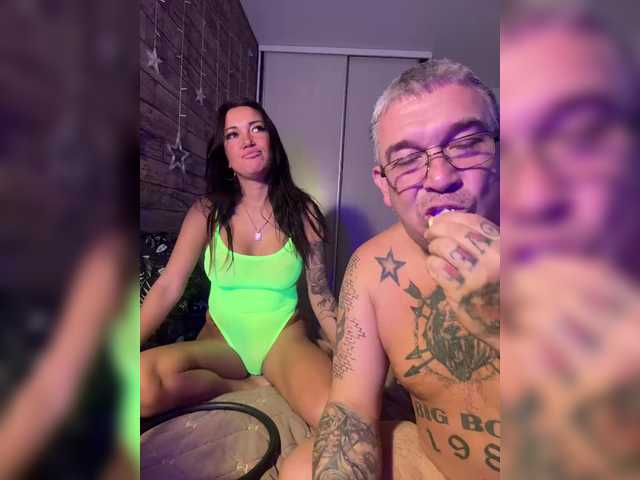  Dami-Marya chat room