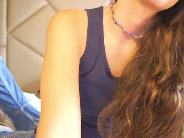 Modella: Be-Curiouss