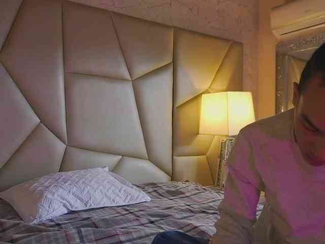 Be-Curiouss webcam