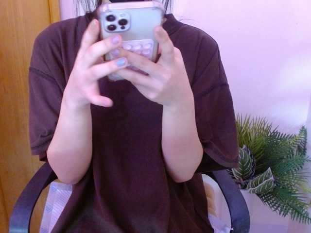 Bora2025 live cam on BongaCams