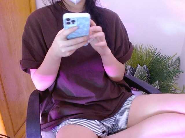 Bora2025 live cam on BongaCams