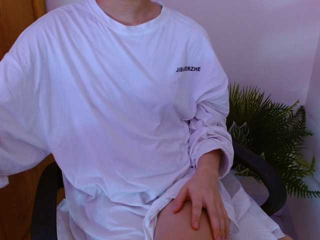 Bora2025 live cam on BongaCams
