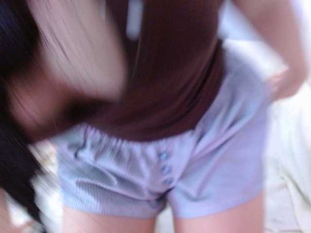 Bora2025 live cam on BongaCams
