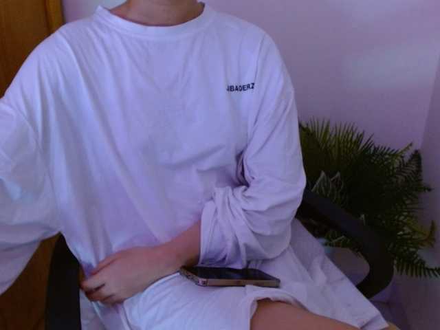 Bora2025 live cam on BongaCams