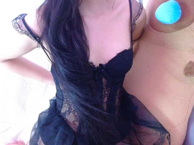 Bora2025 live cam on BongaCams