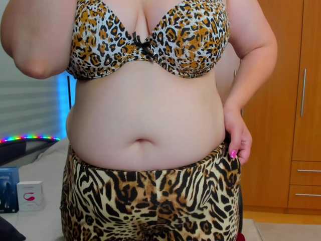 NaomiiWix live cam on BongaCams