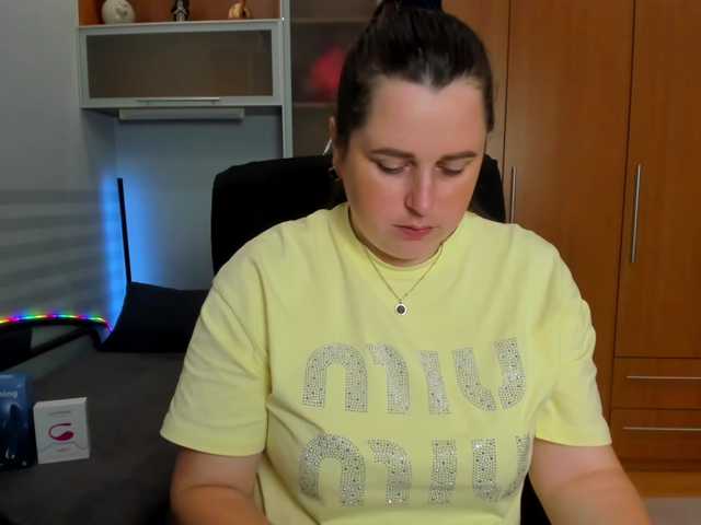 NaomiiWix live webcam show