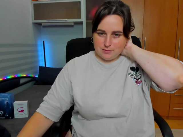 NaomiiWix live cam on BongaCams