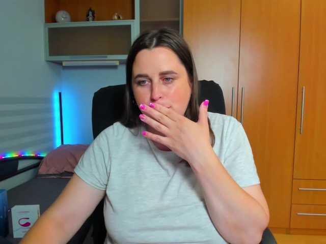 NaomiiWix live cam on BongaCams