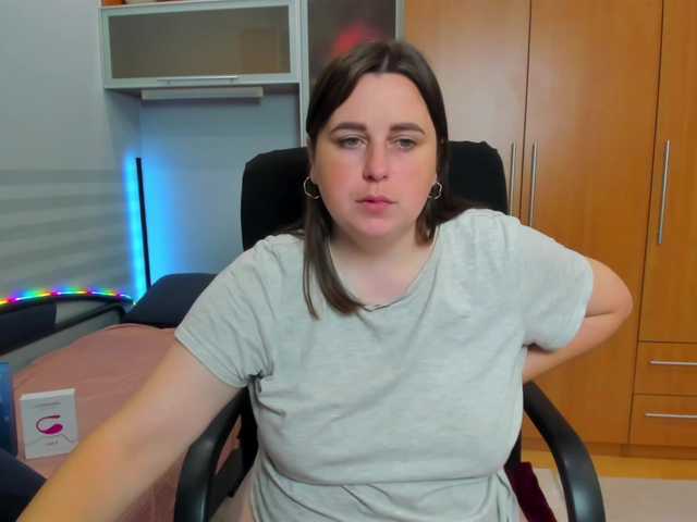 NaomiiWix live cam on BongaCams