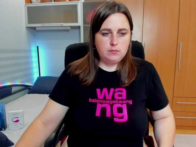 NaomiiWix live cam on BongaCams