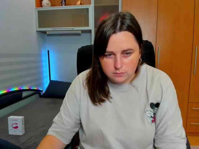 NaomiiWix webcam