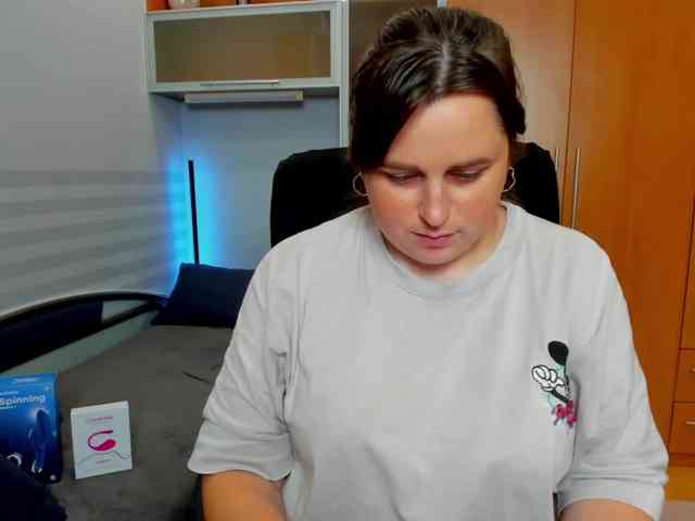 NaomiiWix webcam