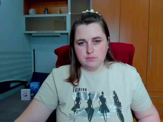 NaomiiWix webcam