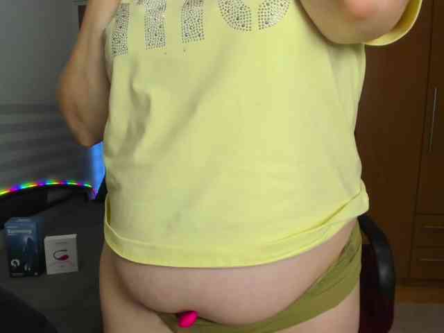 NaomiiWix webcam