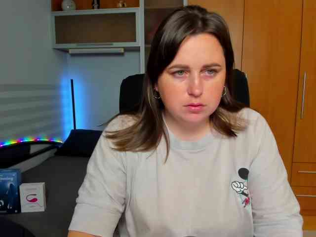 NaomiiWix webcam