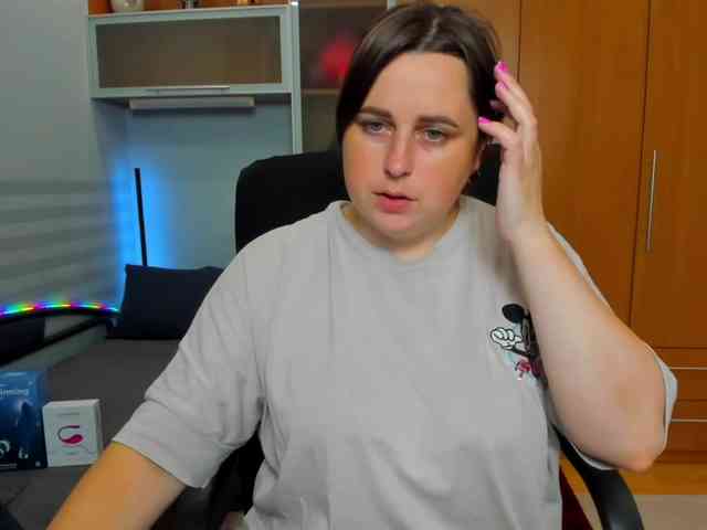 NaomiiWix webcam