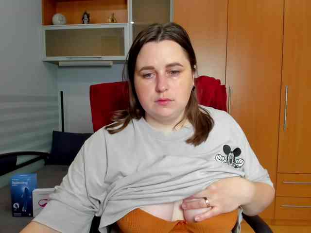 NaomiiWix webcam