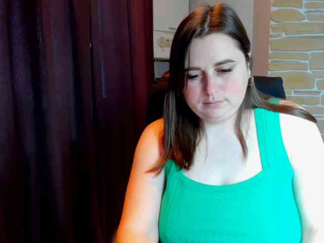 naomiiwix's live room