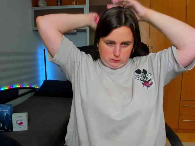 NaomiiWix webcam