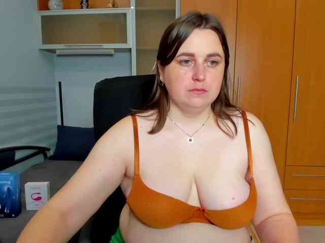 NaomiiWix webcam