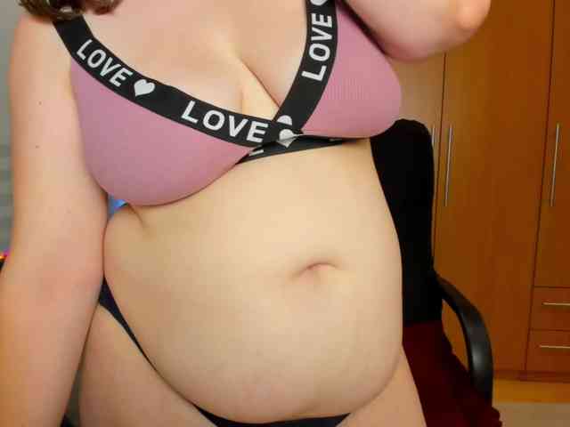 NaomiiWix webcam