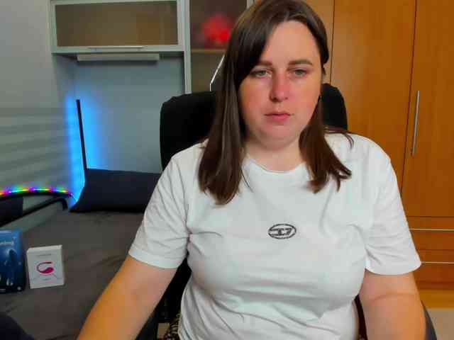 NaomiiWix webcam
