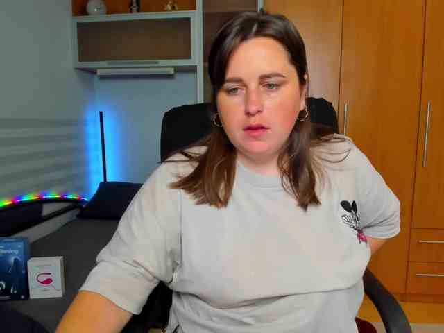 NaomiiWix webcam