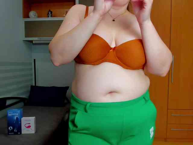 NaomiiWix webcam