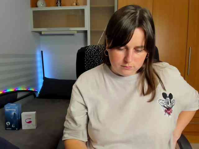 NaomiiWix webcam