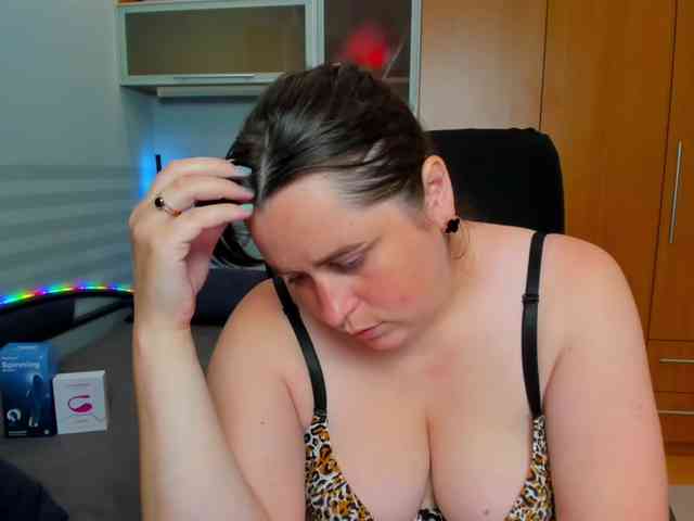 NaomiiWix Live Webcam on BongaCams
