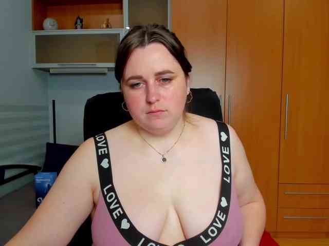 NaomiiWix webcam