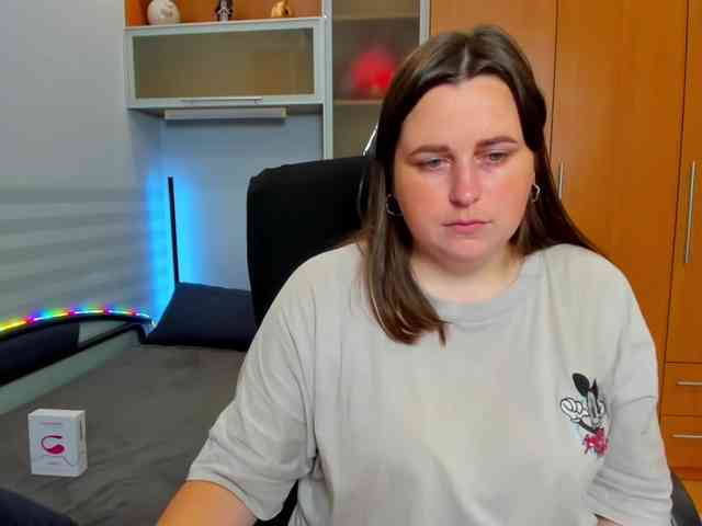 NaomiiWix webcam