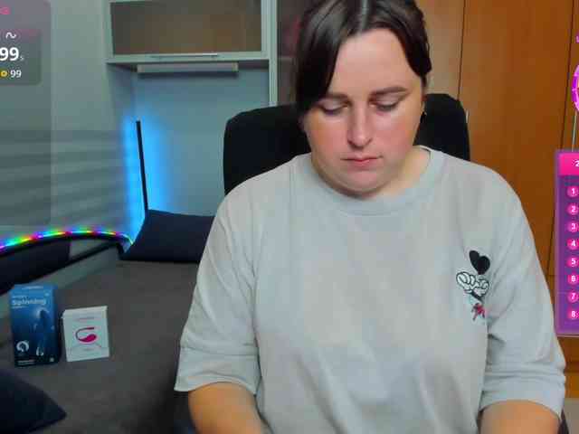 naomiiwix's live room