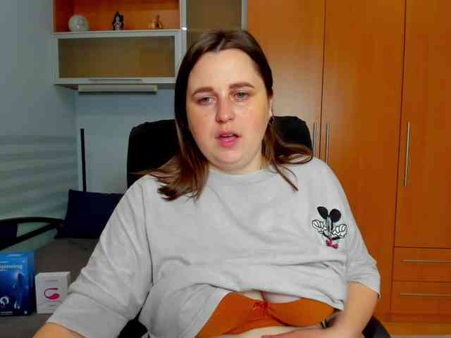 NaomiiWix webcam