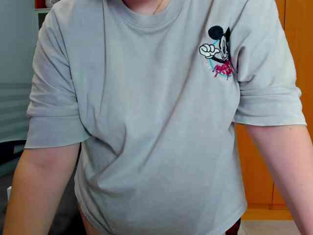 NaomiiWix webcam