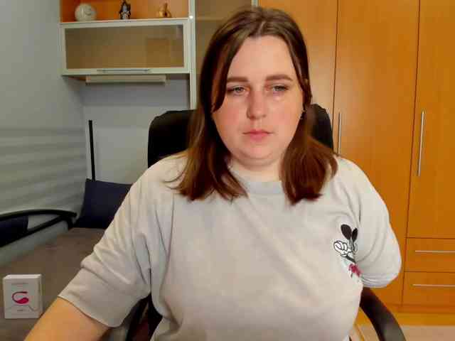 NaomiiWix webcam