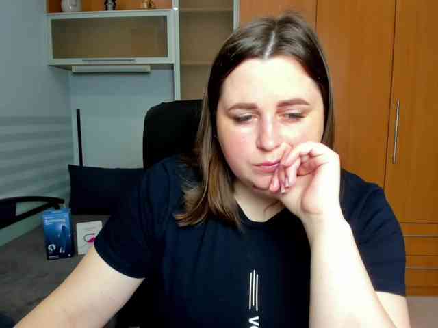 NaomiiWix webcam